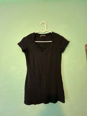 Velvet by Graham & Spencer Cotton V-Neck Short Sleeve Top